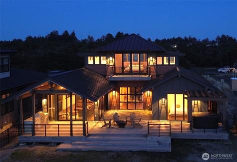 911 Dune Crest Westport WA 98595