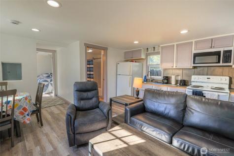 2803 S Woodhill Court Westport WA 98595