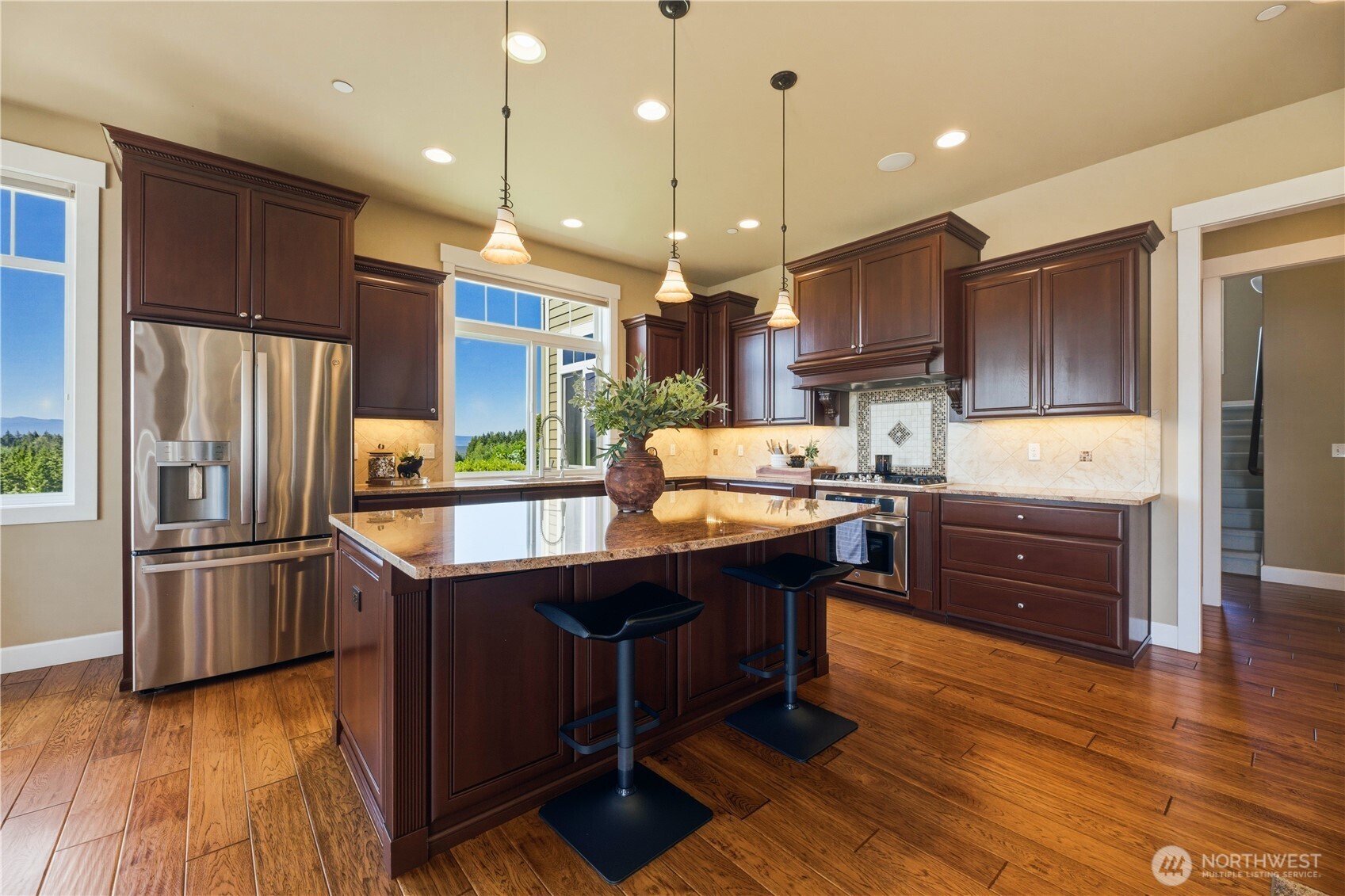 2416 Cascade Drive E Roy WA 98580