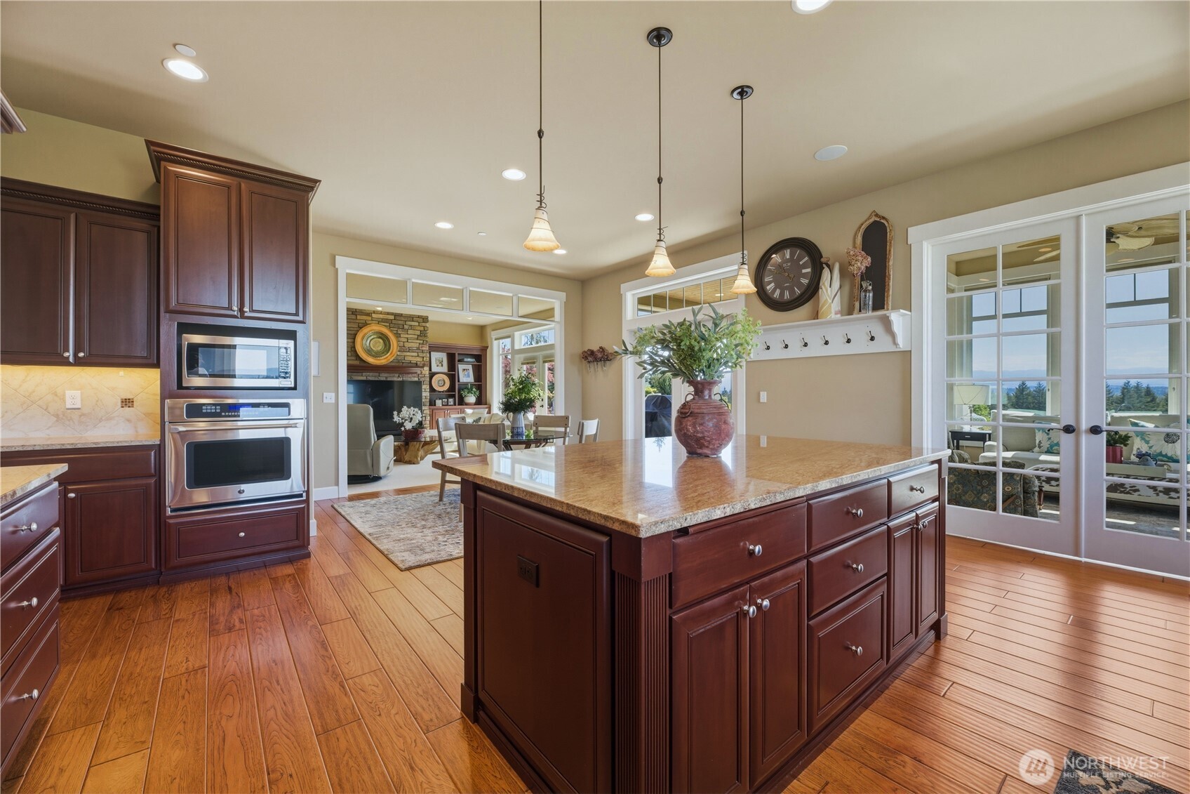 2416 Cascade Drive E Roy WA 98580