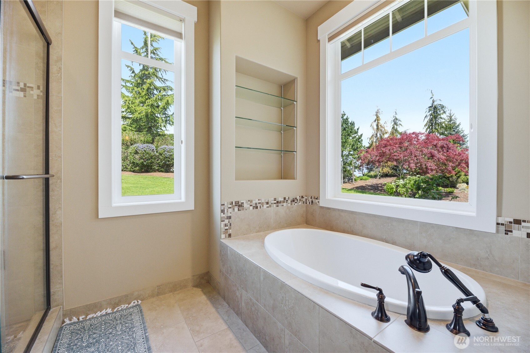 2416 Cascade Drive E Roy WA 98580