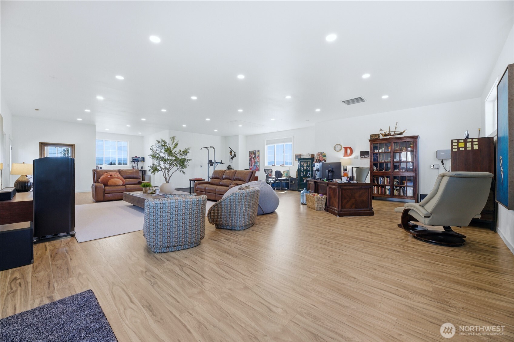 2416 Cascade Drive E Roy WA 98580