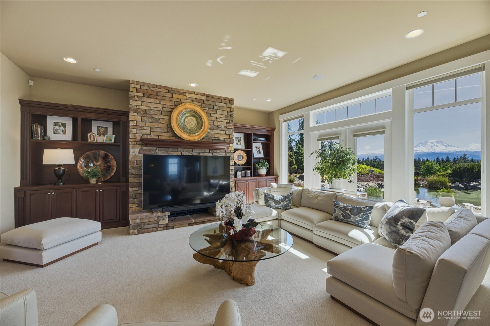 2416 Cascade Drive E Roy WA 98580