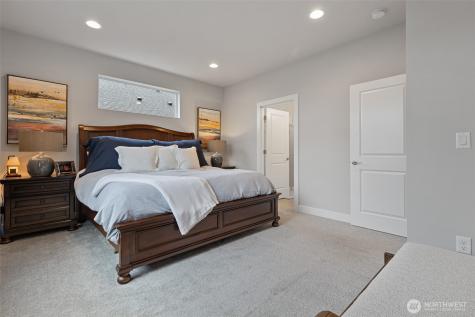1076 Lindenberger Lane Enumclaw WA 98022