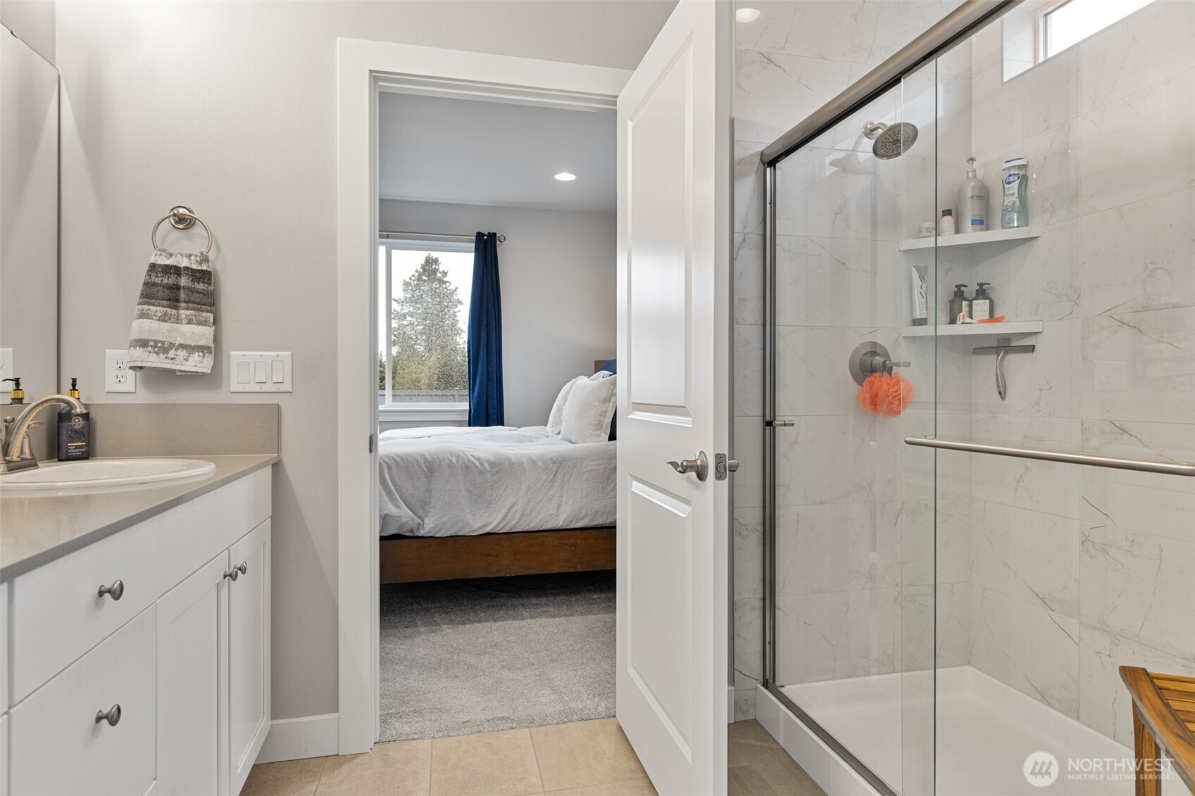 1076 Lindenberger Lane Enumclaw WA 98022