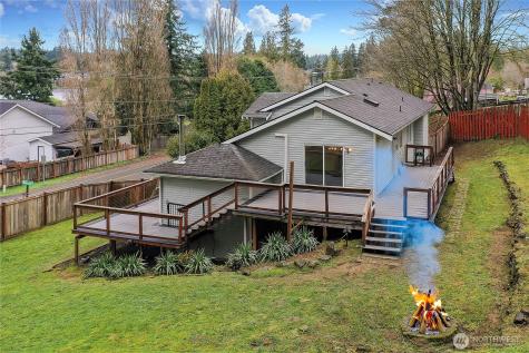 7239 Long Lake Road SE Port Orchard WA 98367