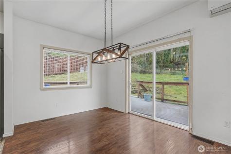 7239 Long Lake Road SE Port Orchard WA 98367
