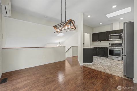 7239 Long Lake Road SE Port Orchard WA 98367
