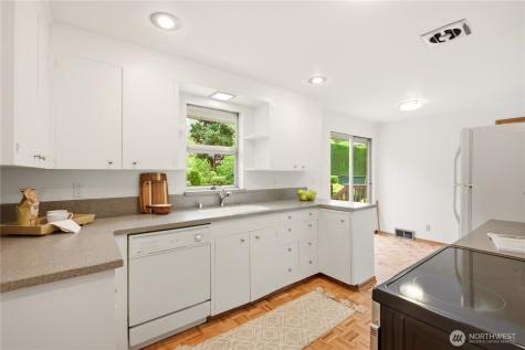 8818 2nd Avenue NE Seattle WA 98115