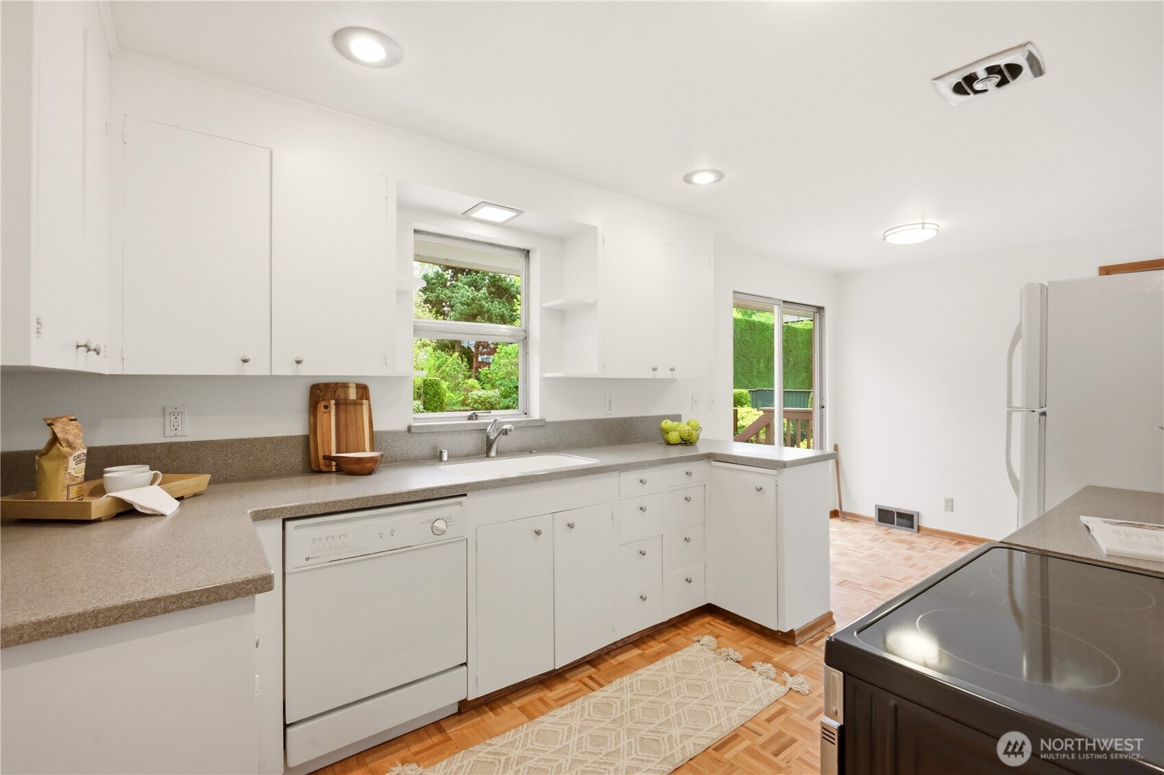 8818 2nd Avenue NE Seattle WA 98115