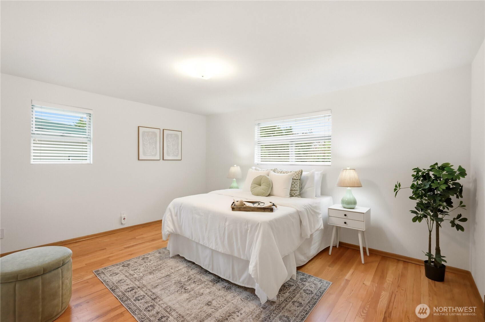 8818 2nd Avenue NE Seattle WA 98115