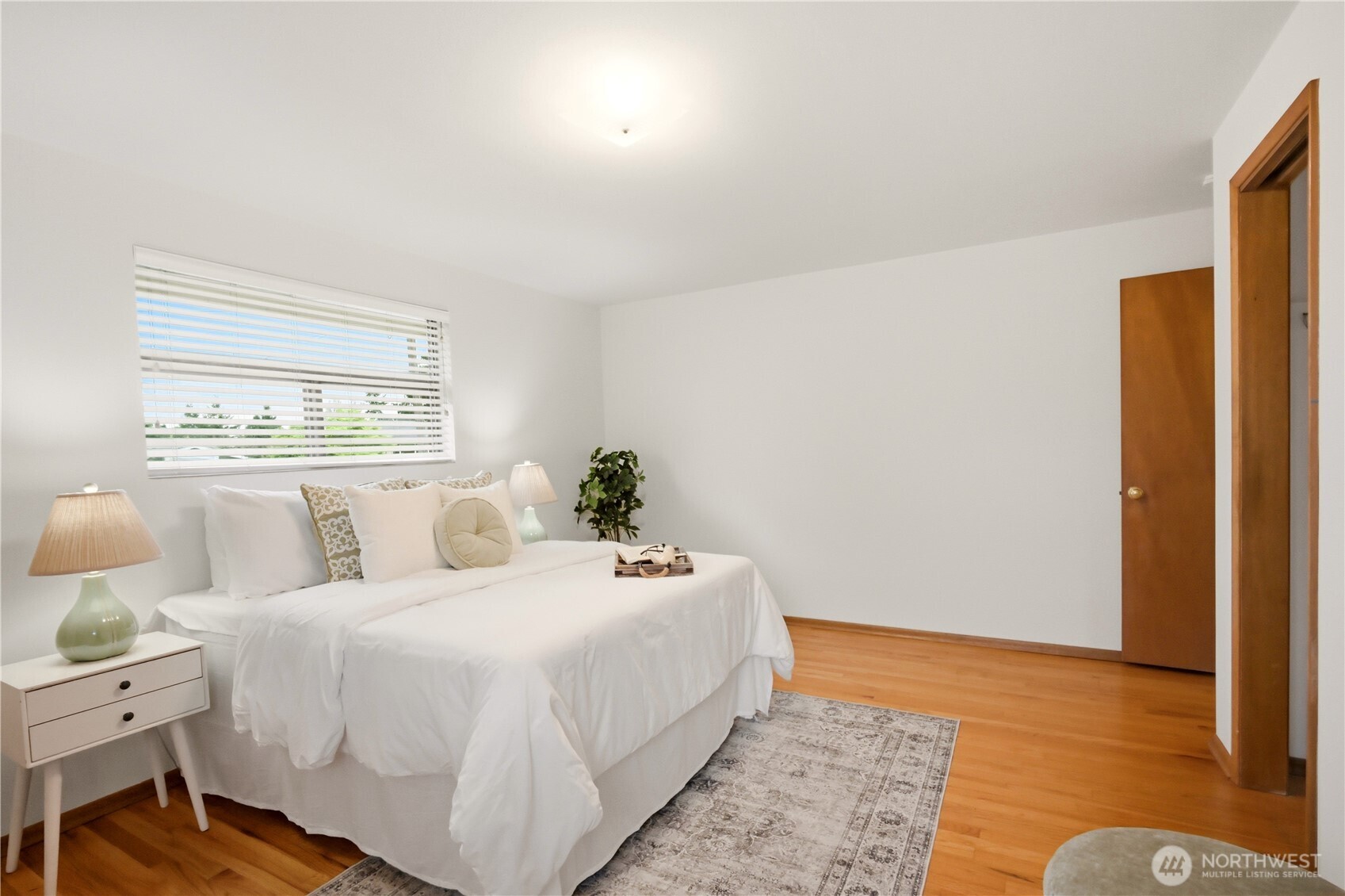 8818 2nd Avenue NE Seattle WA 98115