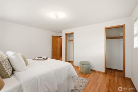 8818 2nd Avenue NE Seattle WA 98115