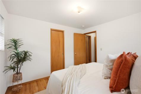 8818 2nd Avenue NE Seattle WA 98115