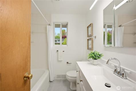 8818 2nd Avenue NE Seattle WA 98115