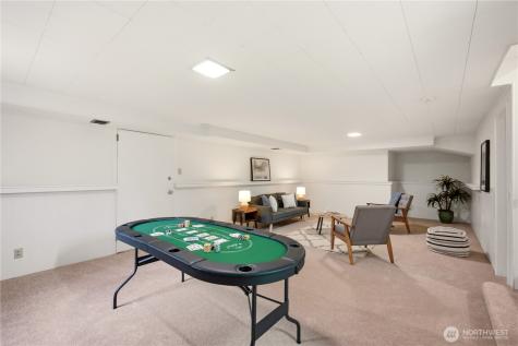 8818 2nd Avenue NE Seattle WA 98115