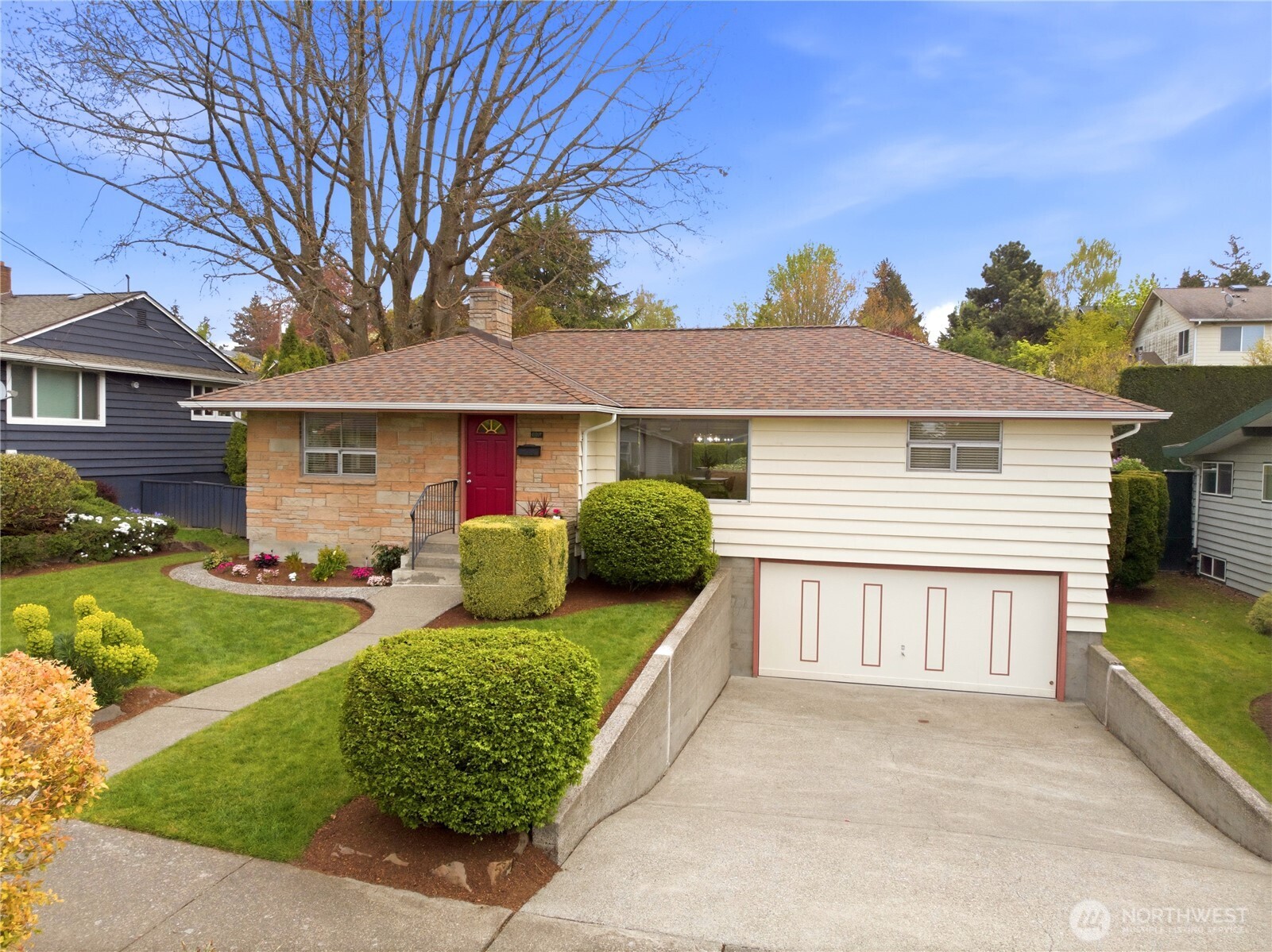 8818 2nd Avenue NE Seattle WA 98115