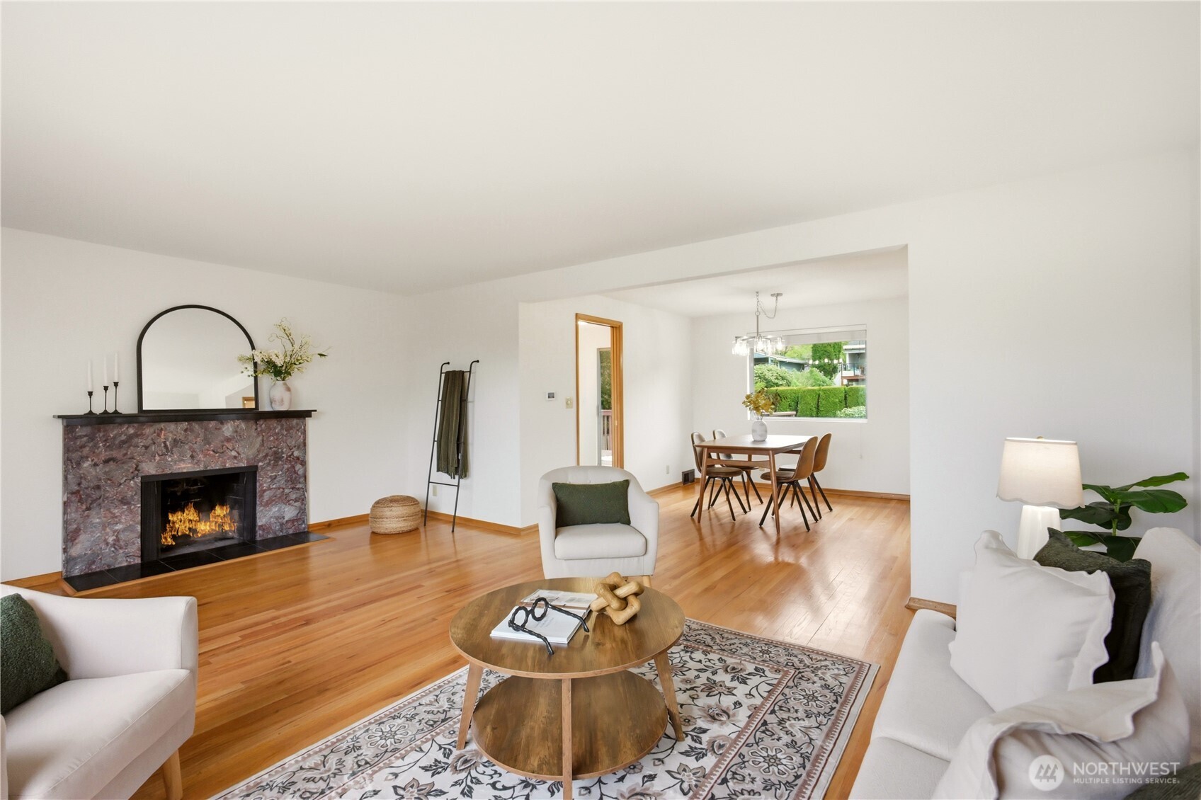 8818 2nd Avenue NE Seattle WA 98115