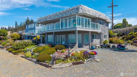 1505 West Beach Road Oak Harbor WA 98277