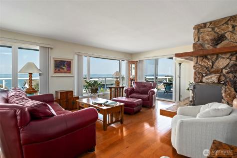 1505 West Beach Road Oak Harbor WA 98277