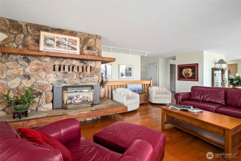1505 West Beach Road Oak Harbor WA 98277