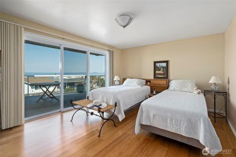 1505 West Beach Road Oak Harbor WA 98277