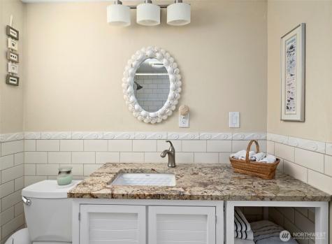 1505 West Beach Road Oak Harbor WA 98277