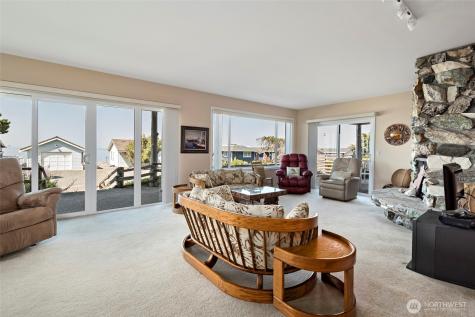 1505 West Beach Road Oak Harbor WA 98277