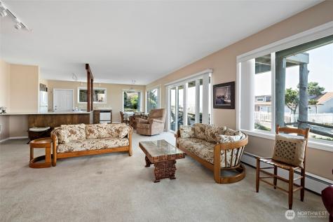 1505 West Beach Road Oak Harbor WA 98277