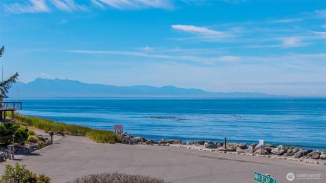 1505 West Beach Road Oak Harbor WA 98277