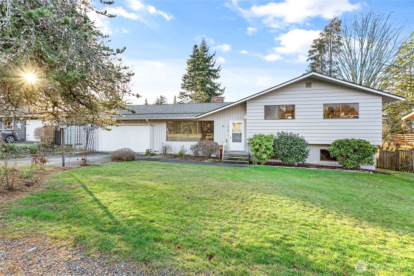 2109 Ontario Street Bellingham WA 98229