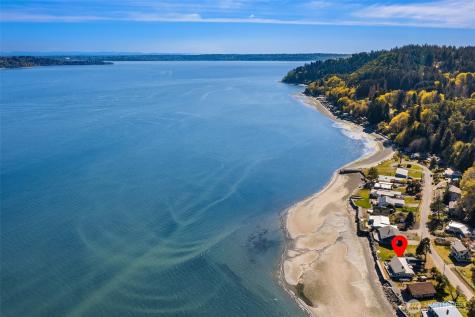 27518 Sandy Shores Drive SW Vashon WA 98070