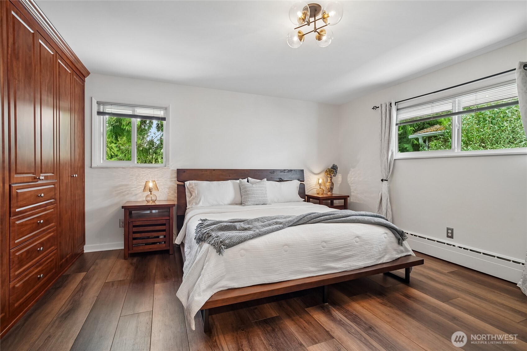 4208 SW Roxbury Street Seattle WA 98136