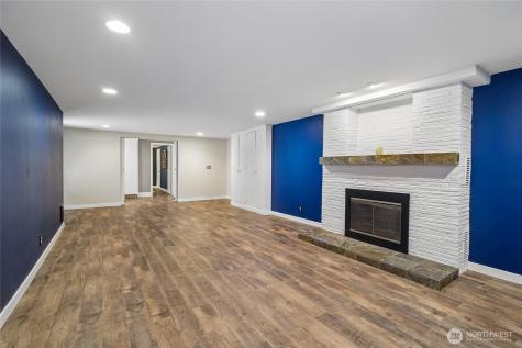 4208 SW Roxbury Street Seattle WA 98136