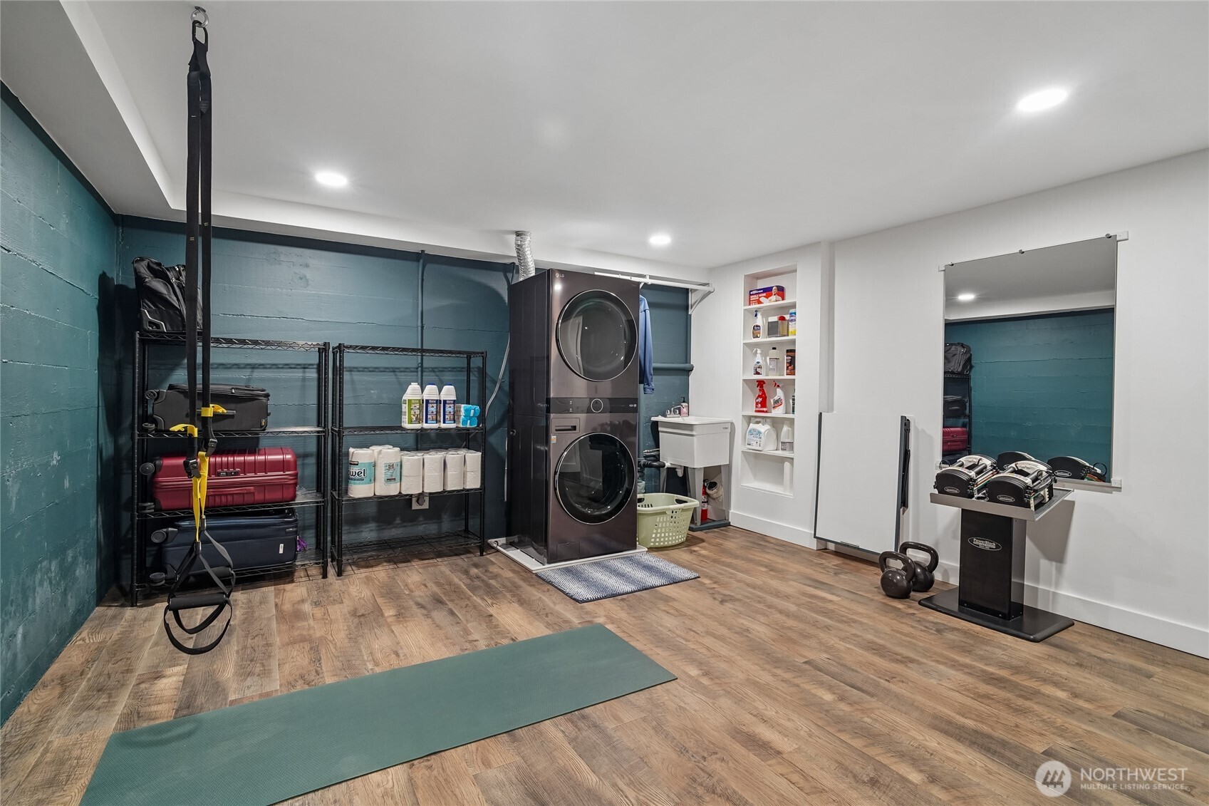 4208 SW Roxbury Street Seattle WA 98136