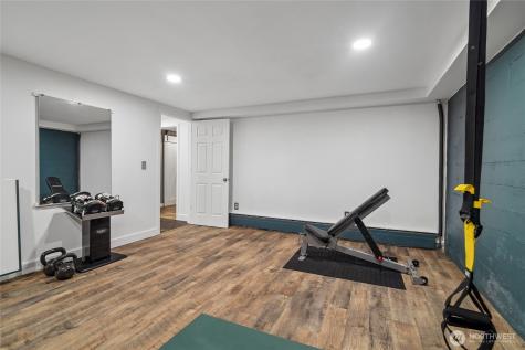4208 SW Roxbury Street Seattle WA 98136