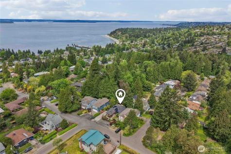 4208 SW Roxbury Street Seattle WA 98136