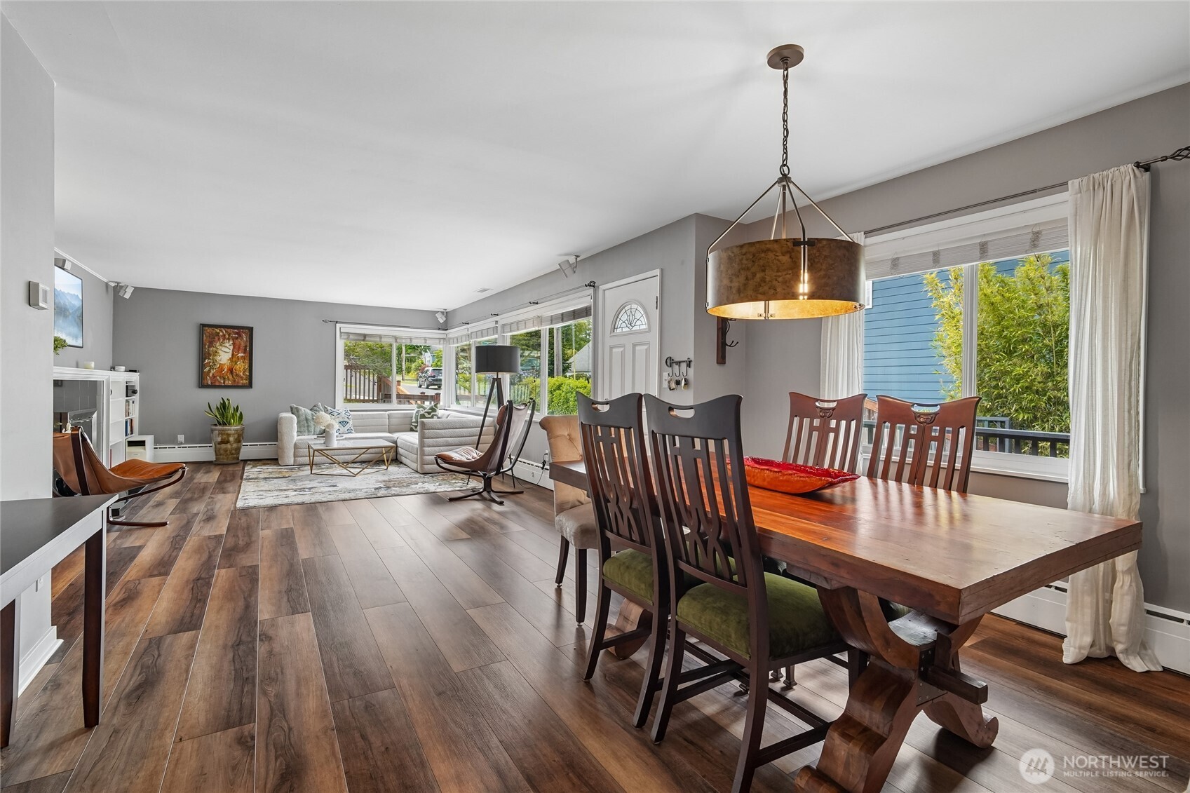 4208 SW Roxbury Street Seattle WA 98136