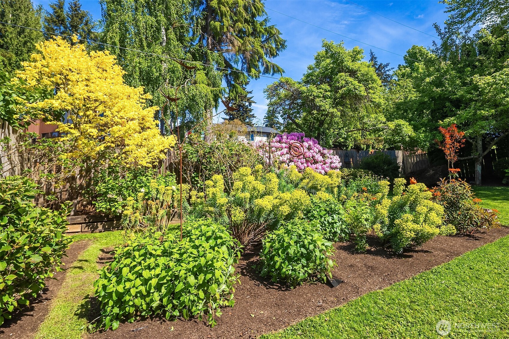 1033 8th Avenue S Edmonds WA 98020