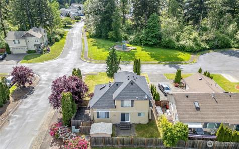 16927 121st Avenue E Puyallup WA 98374