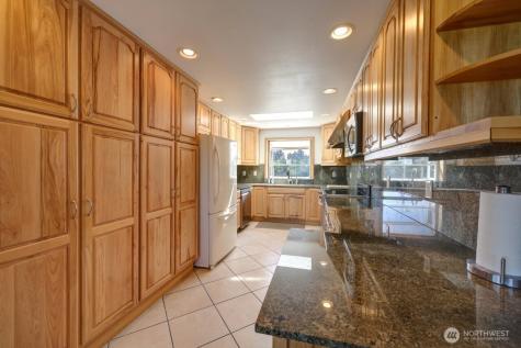 30715 G Street Ocean Park WA 98640