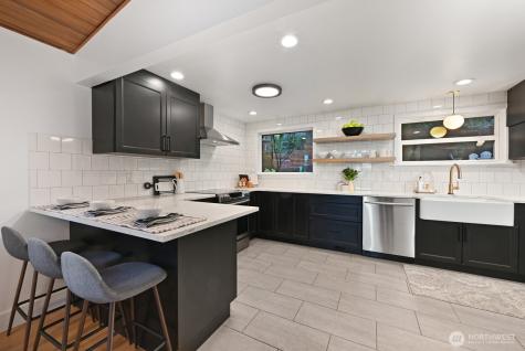 13525 4th Avenue NE Seattle WA 98125