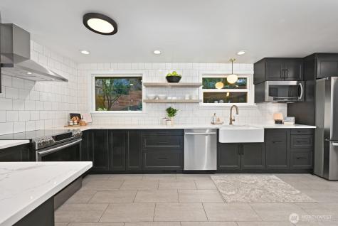 13525 4th Avenue NE Seattle WA 98125