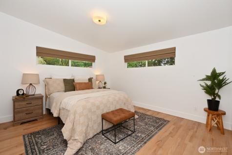 13525 4th Avenue NE Seattle WA 98125