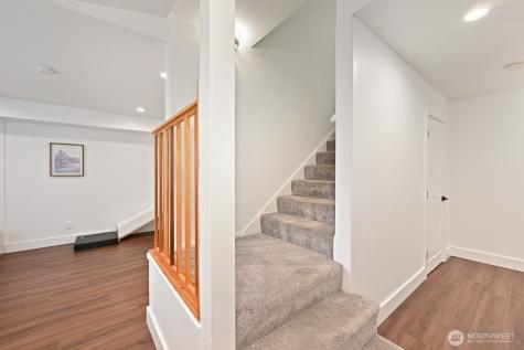 13525 4th Avenue NE Seattle WA 98125