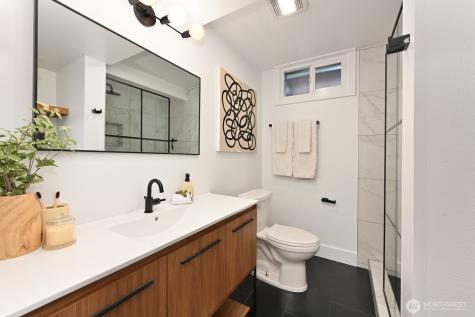 13525 4th Avenue NE Seattle WA 98125