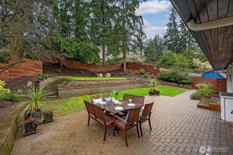 13525 4th Avenue NE Seattle WA 98125