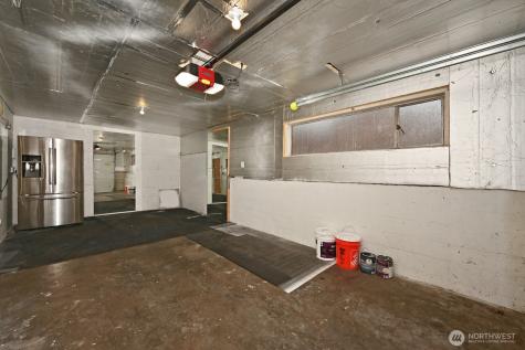 13525 4th Avenue NE Seattle WA 98125