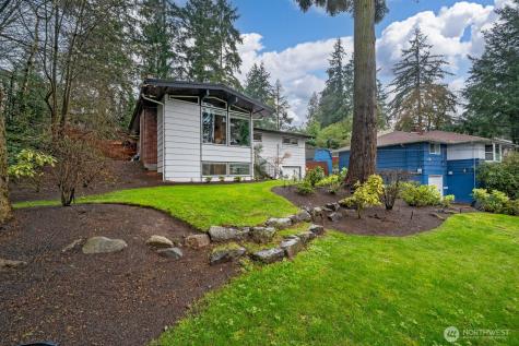 13525 4th Avenue NE Seattle WA 98125