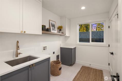13662 NE 101st Street Kirkland WA 98033